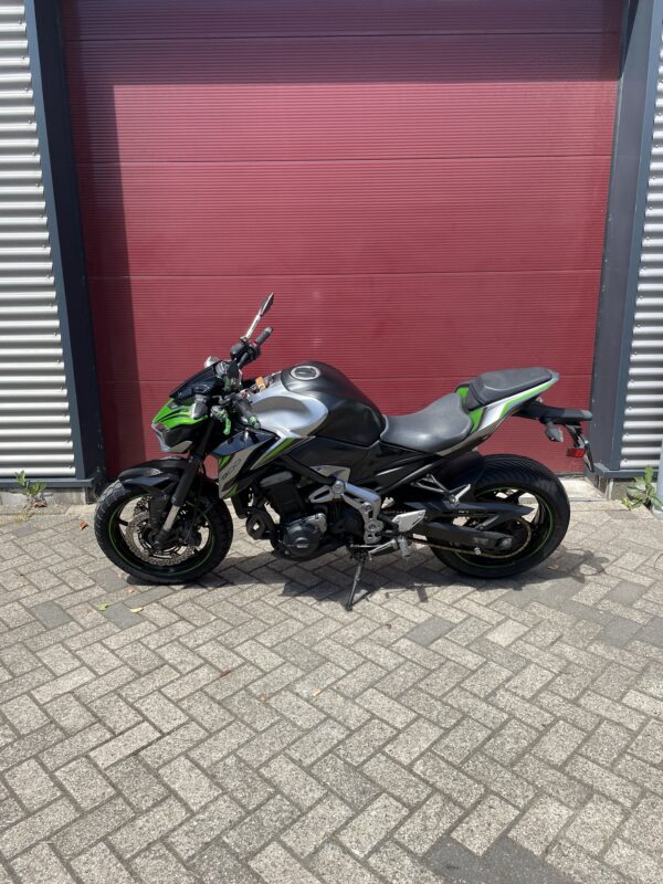 Kawasaki Z900 A2 kenteken KOOPJE - Afbeelding 3