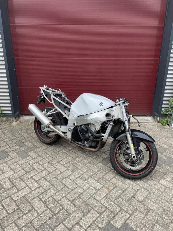 Suzuki GSXR 600 K1