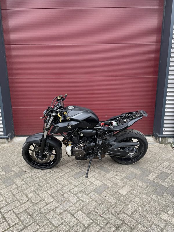 Yamaha MT-07 ABS A2 schade lage tellerstand - Afbeelding 3
