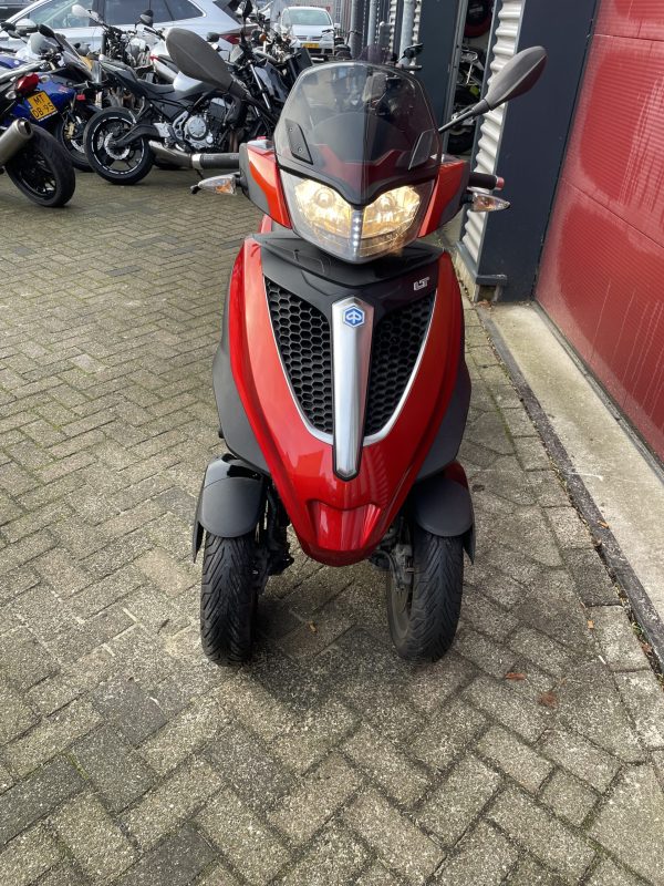 Piaggio 300 LT MP3 Yourban - Afbeelding 9