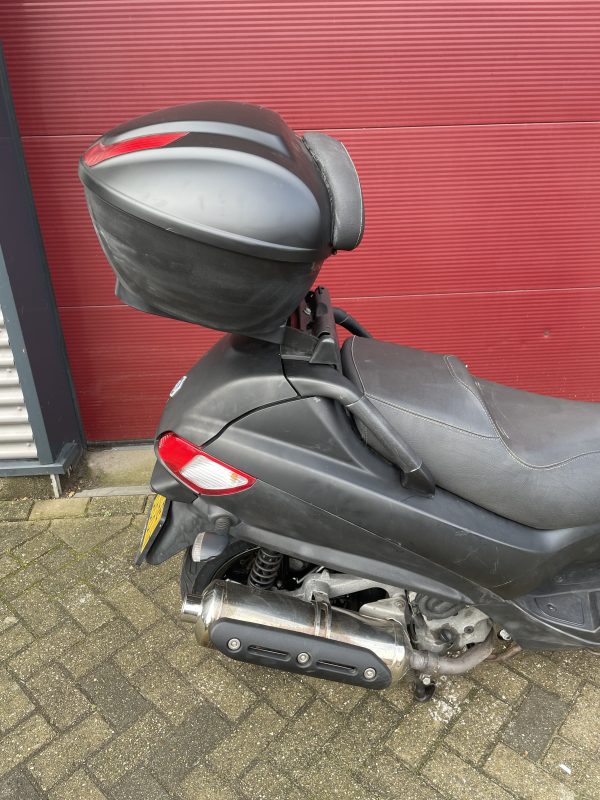 Piaggio MP3 400 LT weinig km - Afbeelding 8