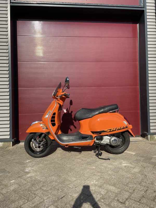 Vespa GT 200 L GT200L koopje gts 300 - Afbeelding 4