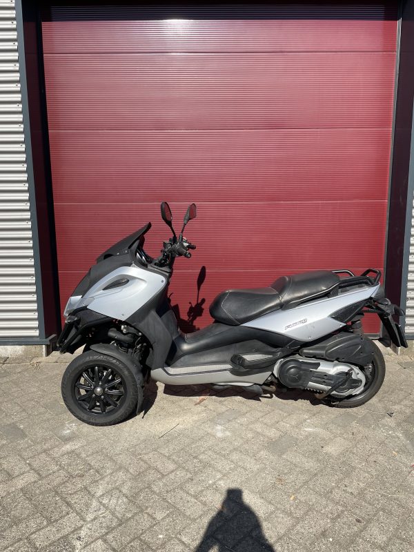 Gilera Fuoco 500 i.e. Akrapovic (mp3 500) - Afbeelding 3