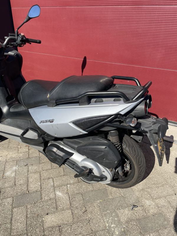 Gilera Fuoco 500 i.e. Akrapovic (mp3 500) - Afbeelding 6