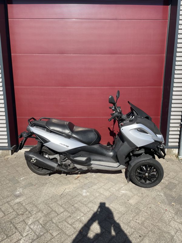 Gilera Fuoco 500 i.e. Akrapovic (mp3 500) - Afbeelding 2