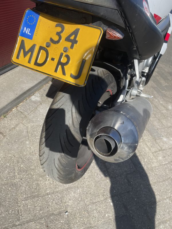 Project of onderdelen motor yamaha r6 - Afbeelding 11