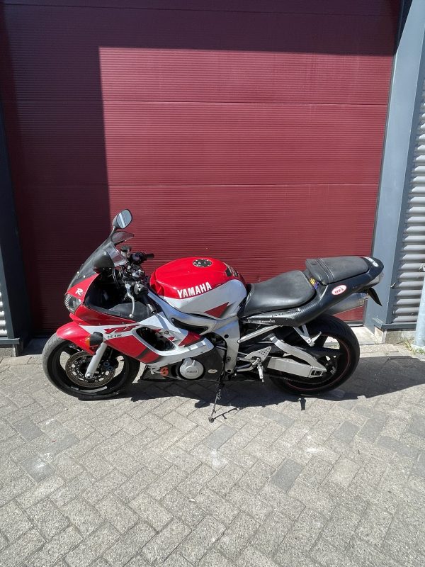 Project of onderdelen motor yamaha r6 - Afbeelding 2