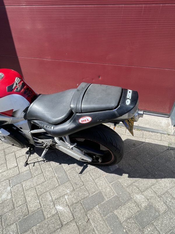 Project of onderdelen motor yamaha r6 - Afbeelding 8