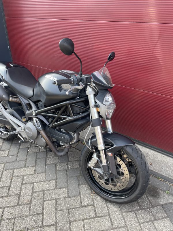 GAVE Ducati Monster 696 Plus lage km stand - Afbeelding 5