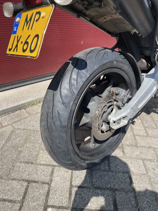 Yamaha MT-03 A2 kenteken Nieuwe banden - Afbeelding 11