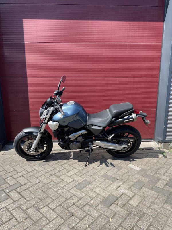 Yamaha MT-03 A2 kenteken Nieuwe banden - Afbeelding 4