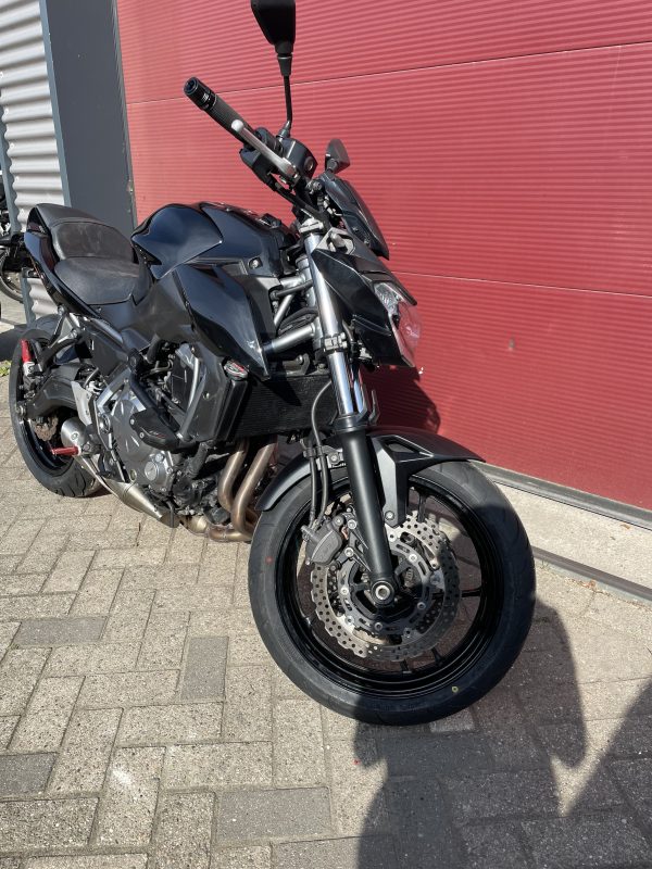 Kawasaki Z 650 ABS Nieuwe banden - Afbeelding 5