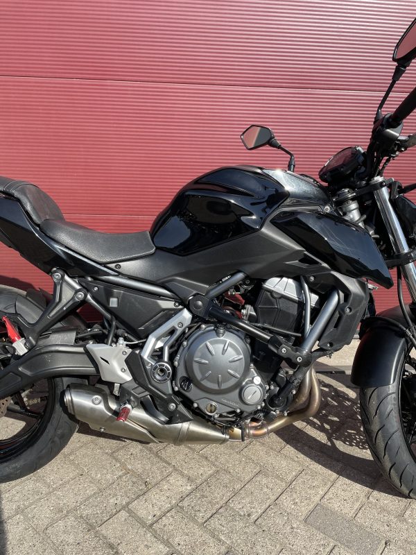 Kawasaki Z 650 ABS Nieuwe banden - Afbeelding 8