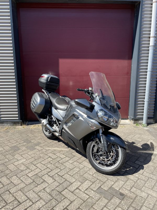 Kawasaki GTR 1400 2010