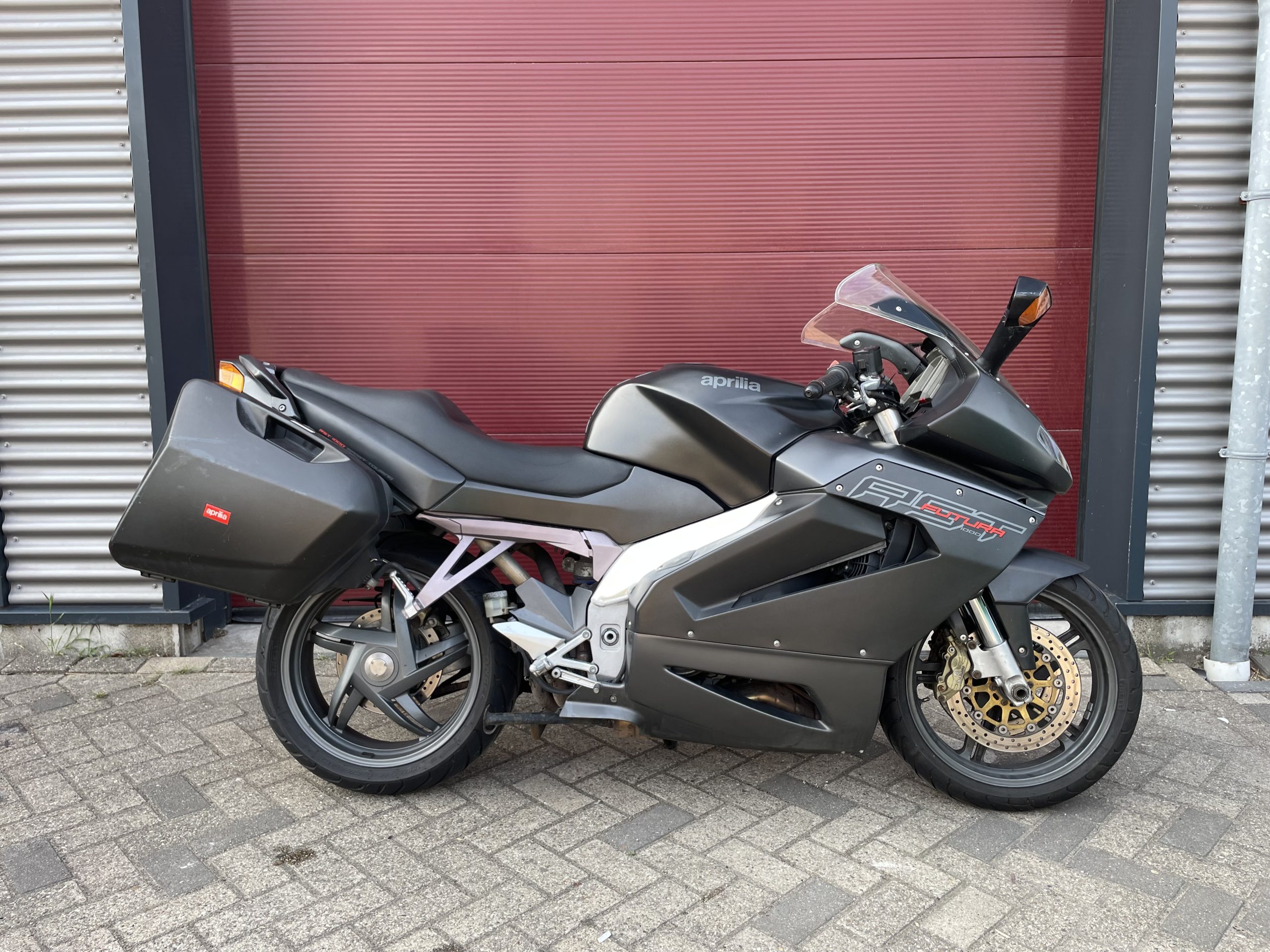 Aprilia RST 1000 Futura - Afbeelding 3